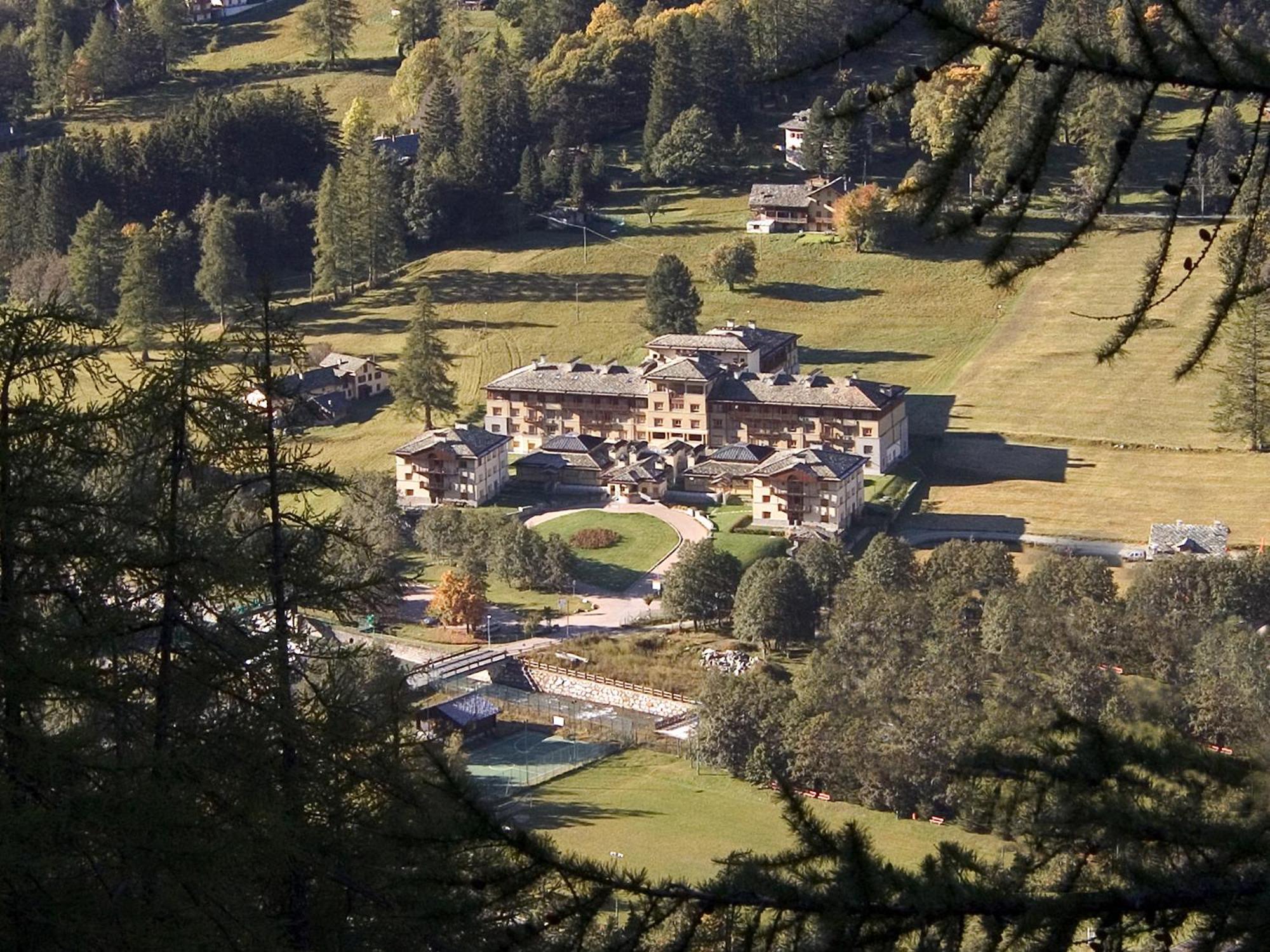 Residenza Del Sole Aparthotel Gressoney-Saint-Jean Buitenkant foto